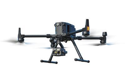 DJI M300 RTK – dron na inšpekcie a vyhľadávanie - 1